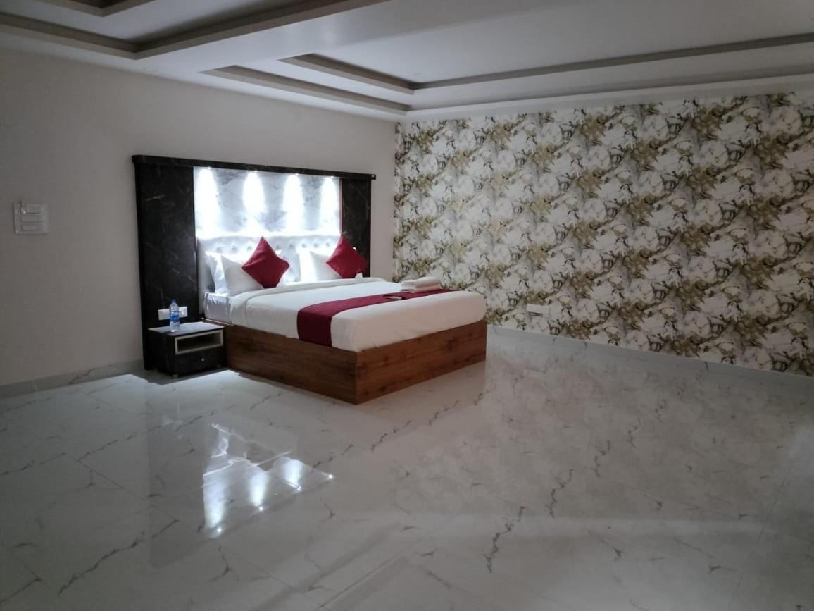 Mayuri Residency Hotel Attibele Exterior photo